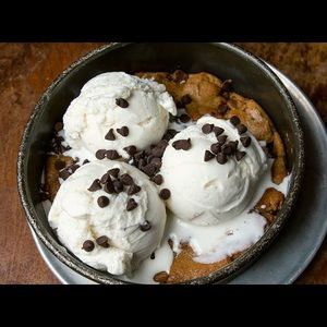 Meet your Posher, Donald